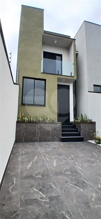 Casa à venda com 2 suítes em Vila Brasileira, Mogi das Cruzes, SP