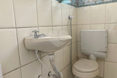 Casa de Vila à venda com 3 quartos, sendo 1 suíte, em Brooklin Paulista, São Paulo, SP