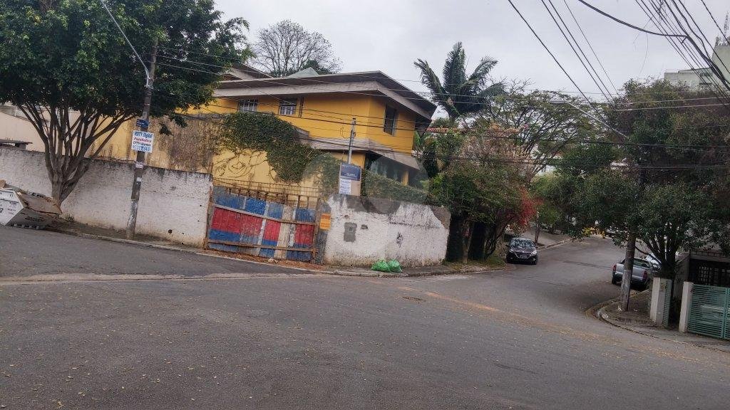 Sobrado à venda com 3 quartos, sendo 1 suíte, em Jardim Franca, São Paulo, SP