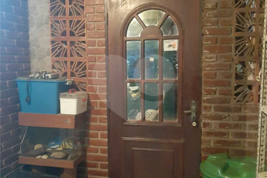 Sobrado à venda com 5 quartos, sendo 2 suítes, em Tremembé, São Paulo, SP
