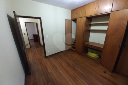 Casa à venda com 4 quartos, sendo 2 suítes,  em Parque Esmeralda, São Paulo, SP