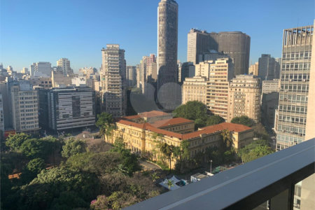 Apartamento à venda ou para alugar com 1 quarto em Santa Efigênia, São Paulo, SP