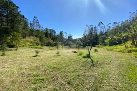 Sítio à venda com 2 quartos, sendo 1 suíte, em Ibiúna, Ibiúna, SP