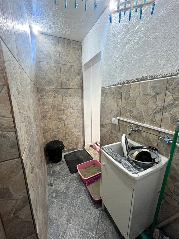 Casa em condomínio à venda com 2 quartos em Vila Araguaia, São Paulo, SP