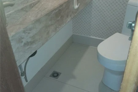 Casa à venda ou para alugar com 4 suítes em Chácaras São Carlos, Cotia, SP