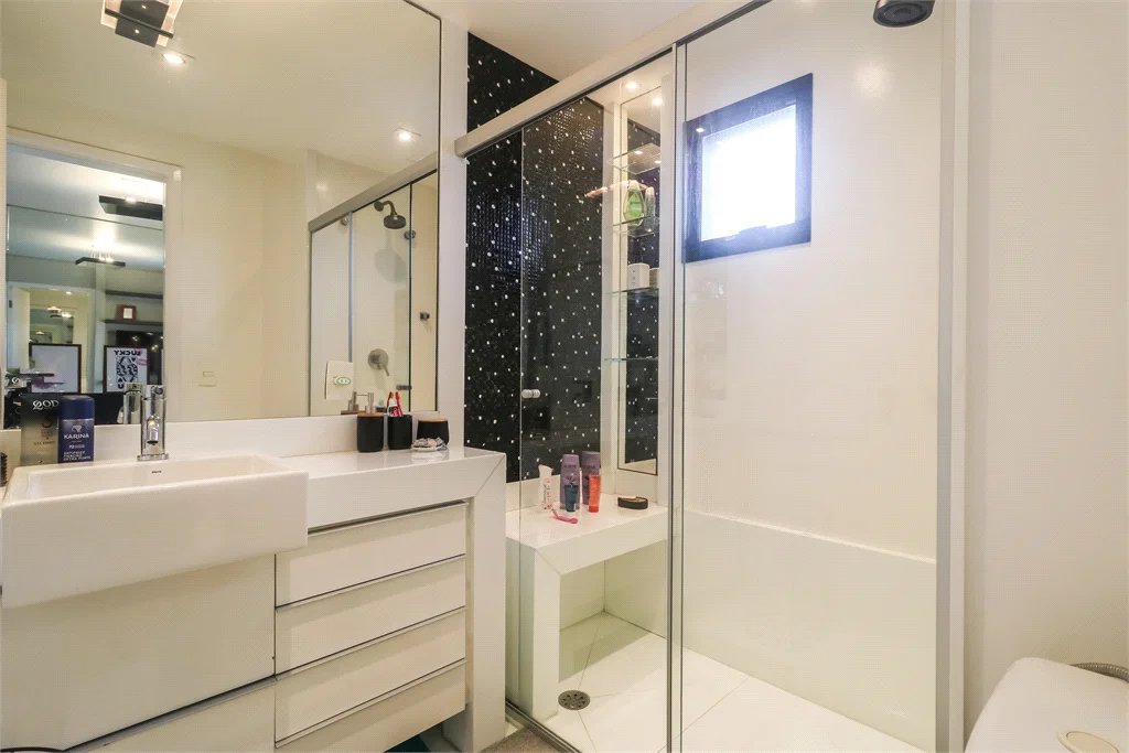 Apartamento à venda com 3 suítes em Cidade Monções, São Paulo, SP