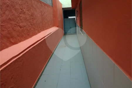 Casa à venda com 2 quartos em Parque Industrial, São Paulo, SP