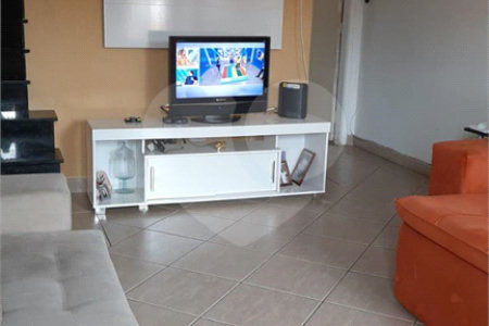 Sobrado à venda com 2 quartos em Vila Medeiros, São Paulo, SP