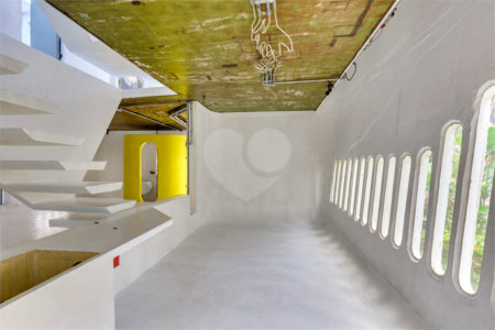 Casa de Vila à venda ou para alugar com 4 quartos, sendo 1 suíte, em Granja Julieta, São Paulo, SP