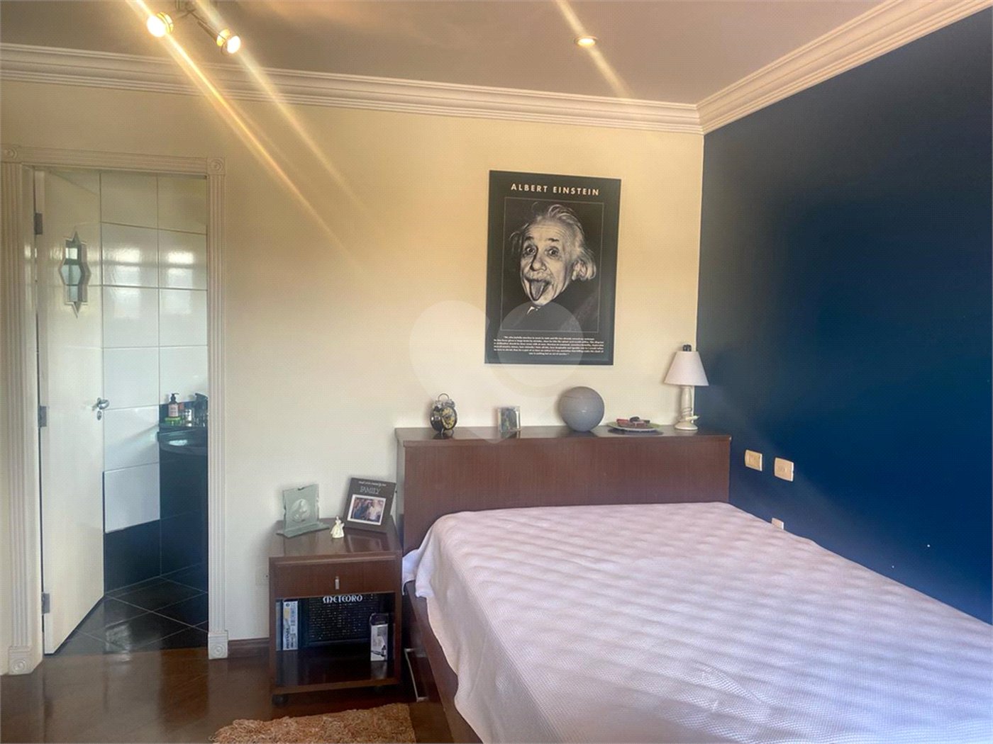 Casa à venda com 4 quartos, sendo 3 suítes, em Jardim Maia, Guarulhos, SP