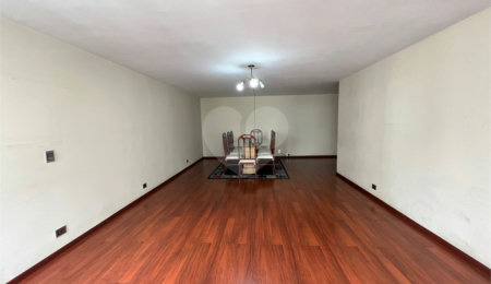 Apartamento à venda com 3 quartos, sendo 1 suíte,  em Itaim Bibi, São Paulo, SP