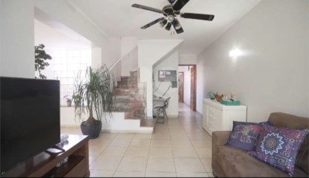 Casa à venda com 4 quartos, sendo 1 suíte,  em Jabaquara, São Paulo, SP