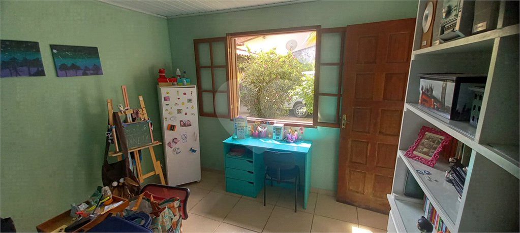 Casa à venda com 3 quartos, sendo 1 suíte, em Areal, Araruama, RJ