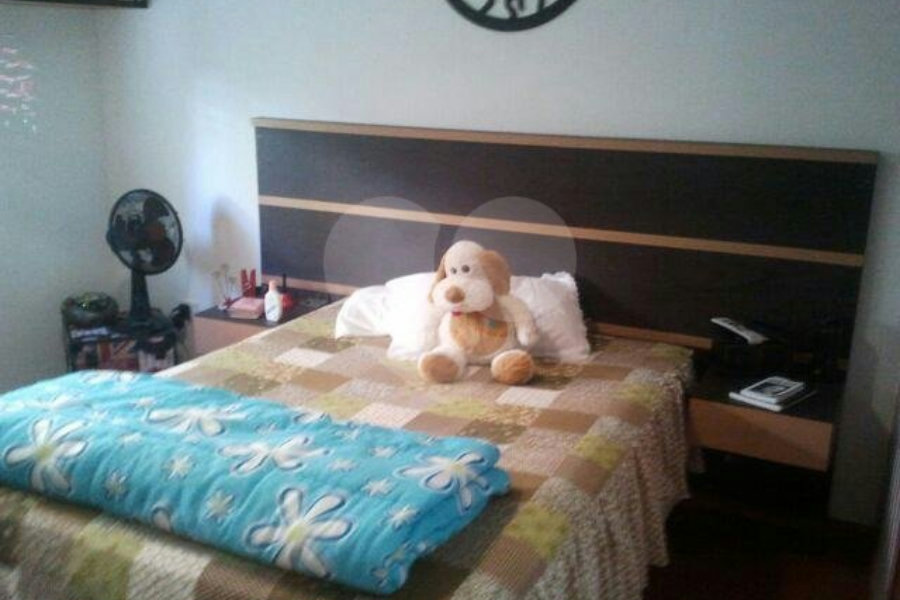 Casa à venda com 4 suítes em Guaxinduva, Atibaia, SP
