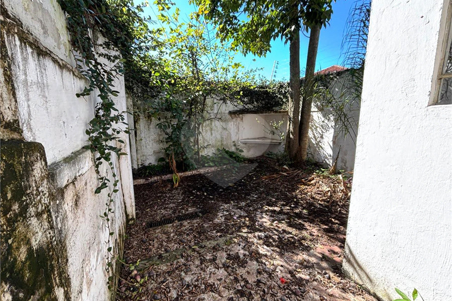 Sobrado à venda com 3 quartos em Jardim Petrópolis, São Paulo, SP