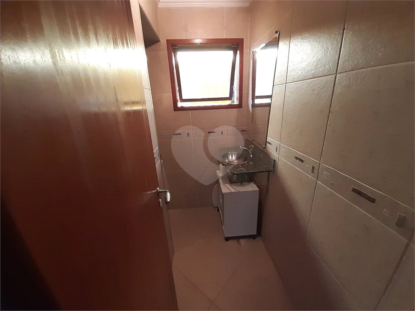 Casa Térrea à venda com 4 quartos, sendo 2 suítes, em Serra da Cantareira, Mairiporã, SP