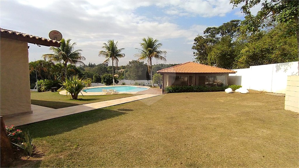 Chácara à venda com 6 quartos, sendo 4 suítes,  em Pinheirinho, Vinhedo, SP