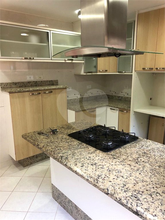 Casa Térrea à venda com 4 quartos, sendo 2 suítes, em Roseira, Mairiporã, SP
