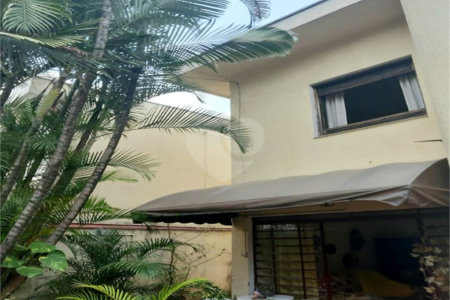 Casa à venda com 3 quartos em Vila Inah, São Paulo, SP