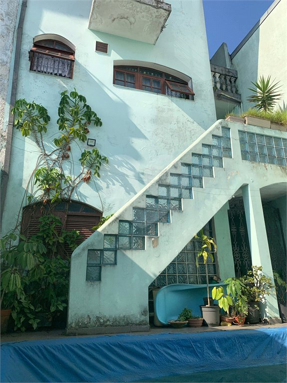 Casa à venda com 3 quartos, sendo 2 suítes,  em Vila Constança, São Paulo, SP