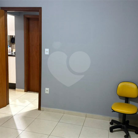 Casa Térrea à venda com 3 quartos, sendo 1 suíte, em Jardim Ouro Branco, Ribeirão Preto, SP