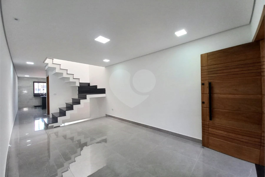 Sobrado à venda com 3 suítes em Vila Nova Cachoeirinha, São Paulo, SP