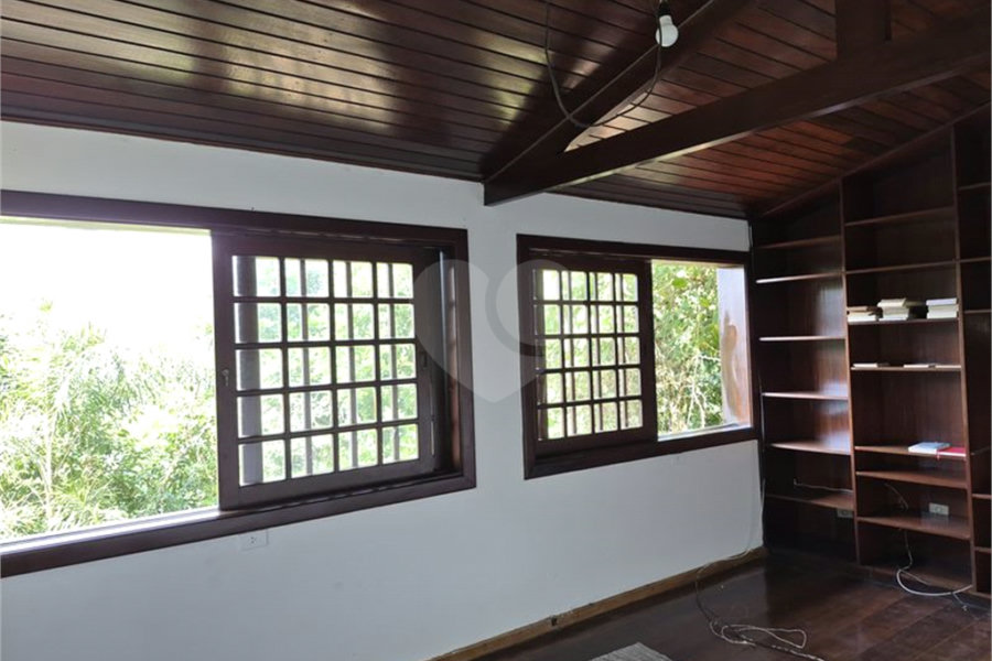 Casa à venda com 3 quartos, sendo 1 suíte,  em Serra da Cantareira, Mairiporã, SP