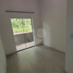 Casa à venda com 4 quartos, sendo 1 suíte, no condomínio Parque Suiça, Caieiras - SP