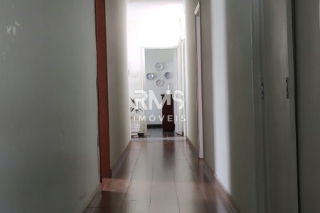 Casa à venda com 4 quartos, sendo 2 suítes,  no Centro, Itu, SP