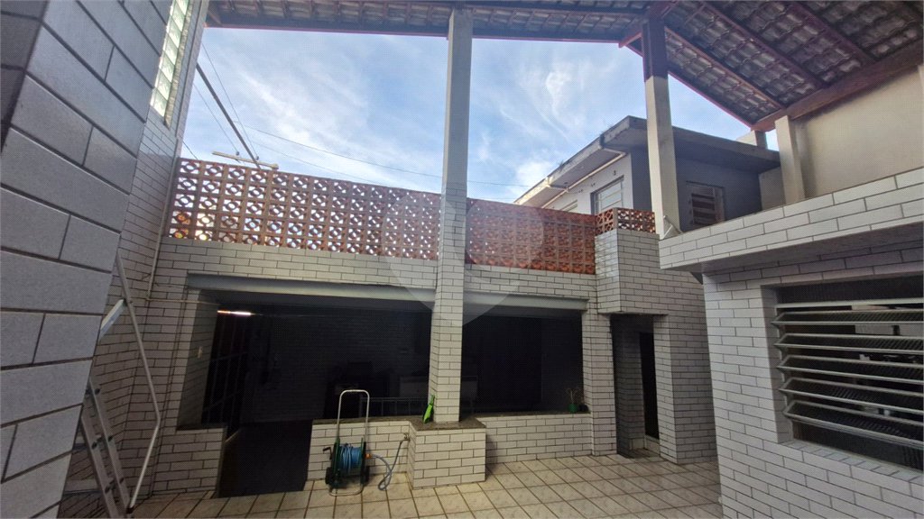 Sobrado à venda com 3 quartos, sendo 1 suíte, em Campo Grande, São Paulo, SP