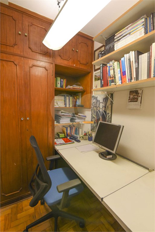 Apartamento à venda com 3 quartos, sendo 1 suíte, em Jardim Paulista, São Paulo, SP