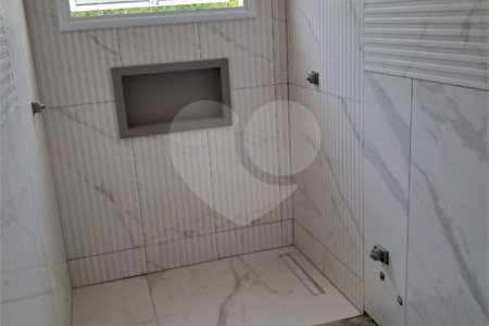Casa à venda com 3 suítes no condomínio Terras de Mont Serrat, Salto - SP
