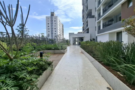 Apartamento à venda com 3 suítes em Vila Pirajussara, São Paulo, SP