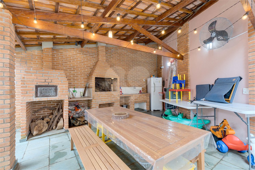 Casa à venda com 4 suítes em Jardim Marajoara, São Paulo, SP