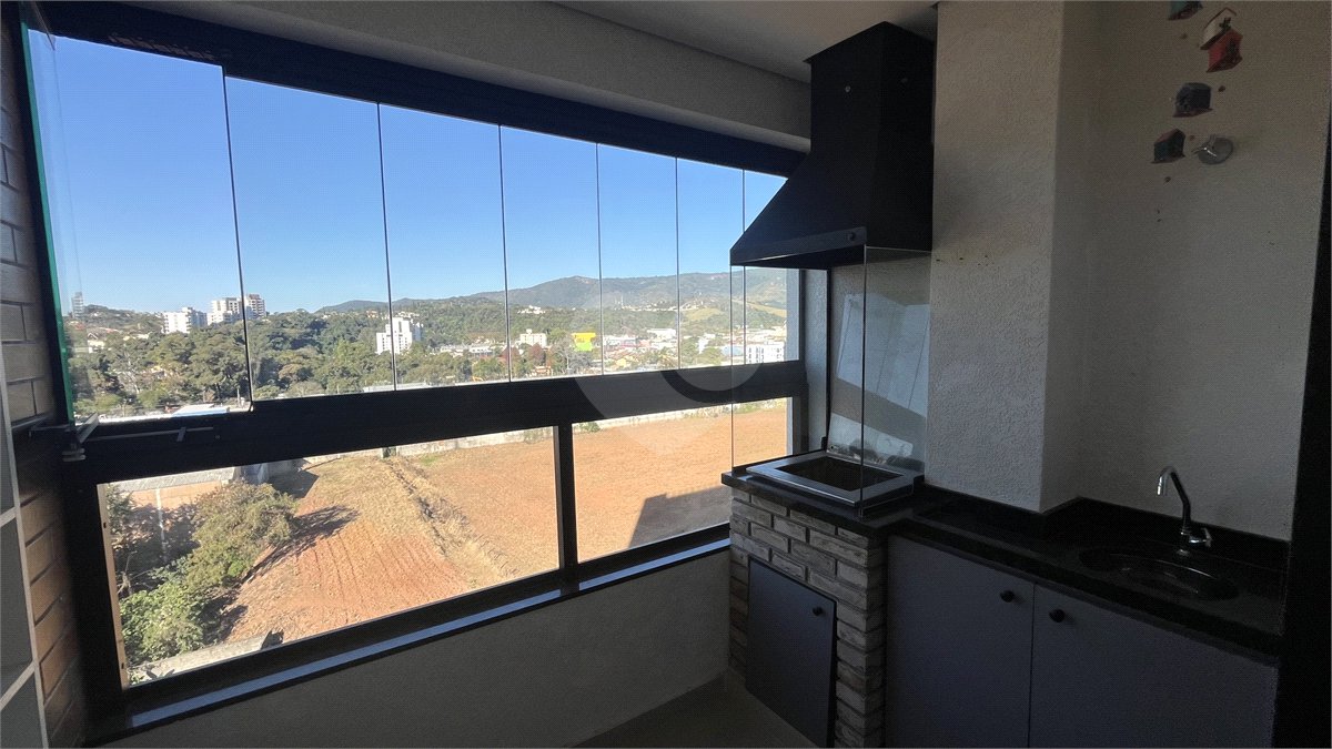 Apartamento à venda ou para alugar com 2 suítes em Atibaia Jardim, Atibaia, SP