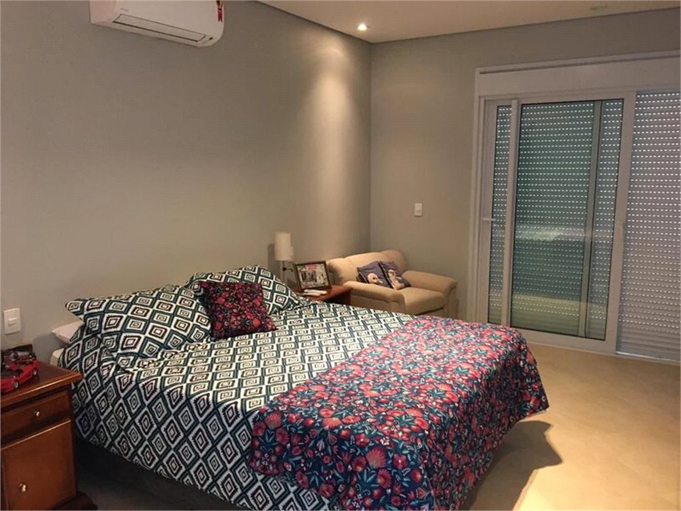 Casa à venda com 5 suítes no condomínio São Paulo, São Paulo - SP