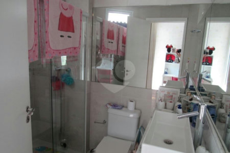Apartamento à venda com 3 suítes em Real Parque, São Paulo, SP