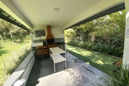 Apartamento à venda com 3 quartos, sendo 1 suíte,  em Vila Andrade, São Paulo, SP
