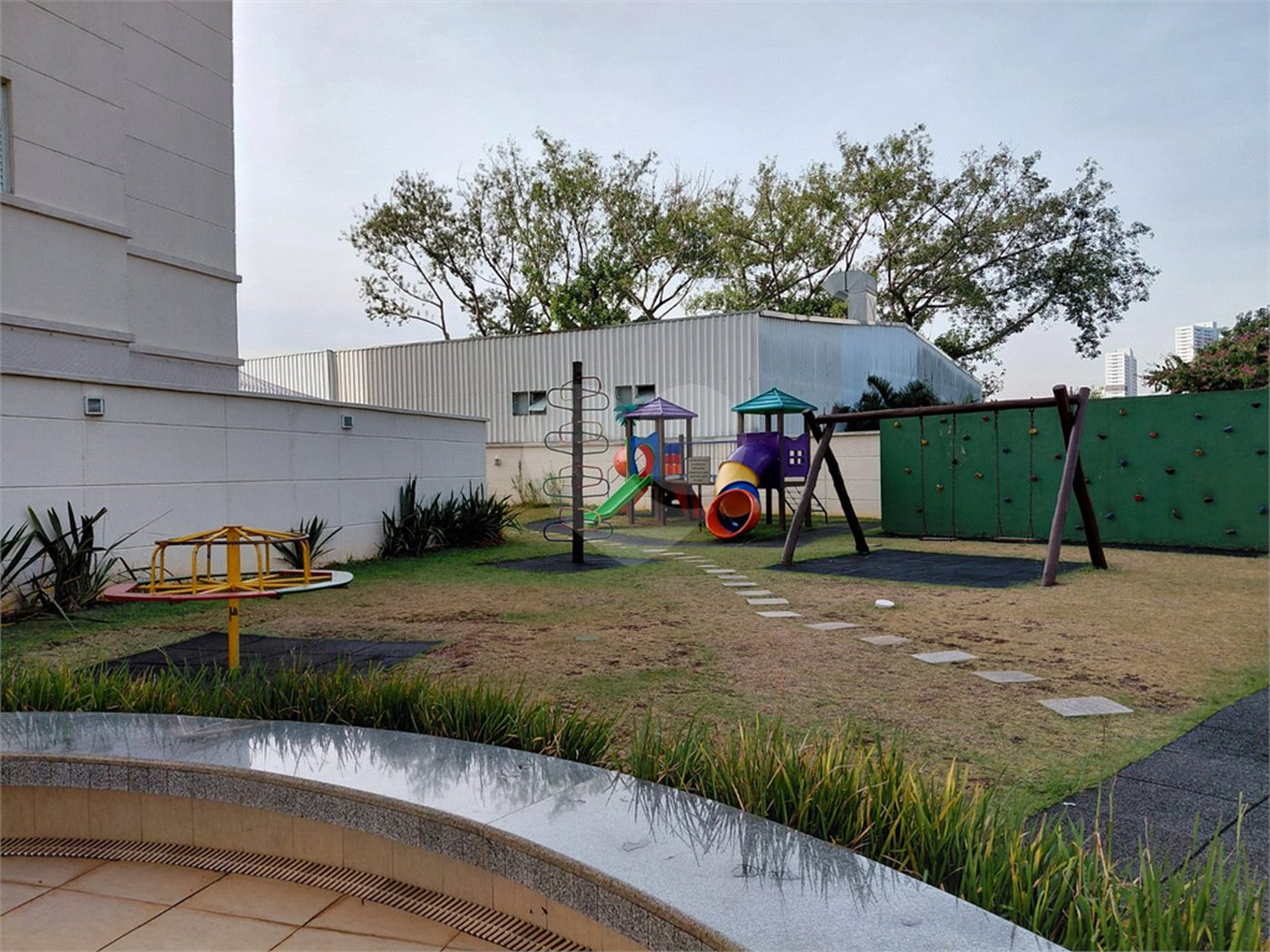 Apartamento à venda com 3 quartos, sendo 1 suíte, em Lapa, São Paulo, SP