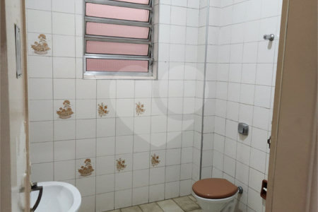 Sobrado à venda com 4 quartos em Vila Dom Pedro I, São Paulo, SP