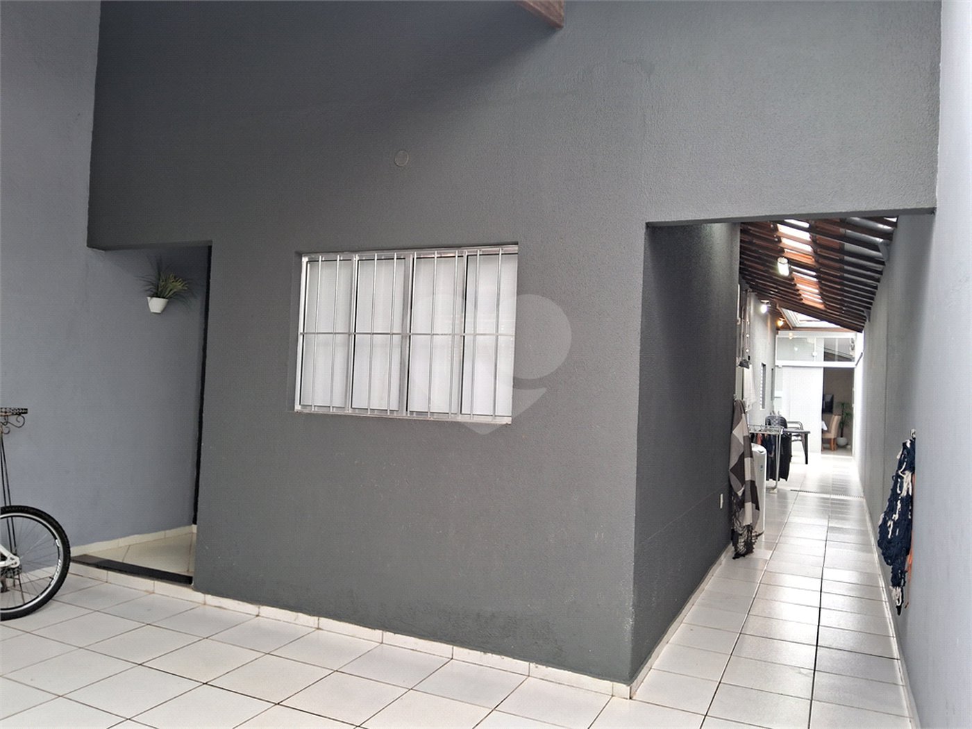 Casa à venda com 3 quartos, sendo 1 suíte, em Núcleo Residencial Professor Carlos Aldrovandi, Indaiatuba, SP