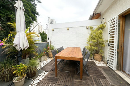 Casa à venda com 3 quartos, sendo 1 suíte, em Brooklin Paulista, São Paulo, SP