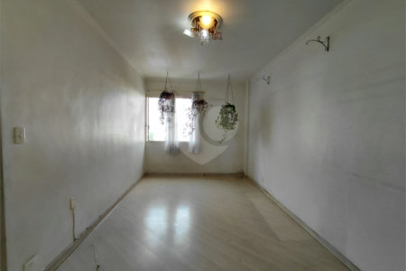 Apartamento à venda com 2 quartos em Vila Romana, São Paulo, SP