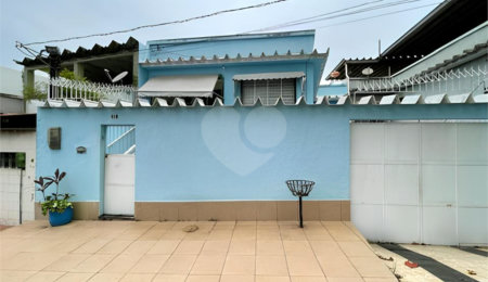 Casa à venda com 3 quartos em Campo Grande, Rio de Janeiro, RJ
