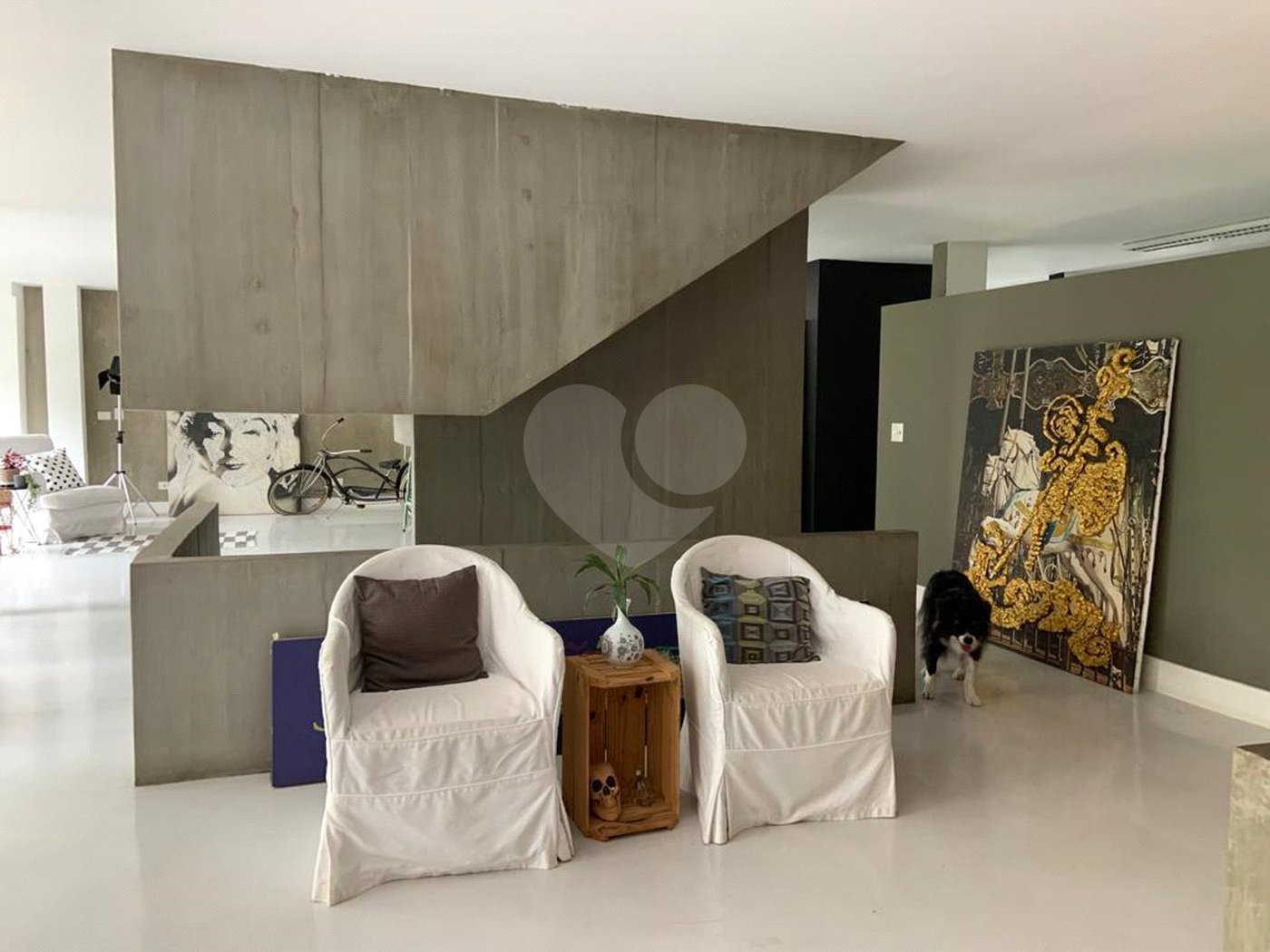 Sobrado à venda com 6 quartos, sendo 4 suítes, em Fazenda Morumbi, São Paulo, SP