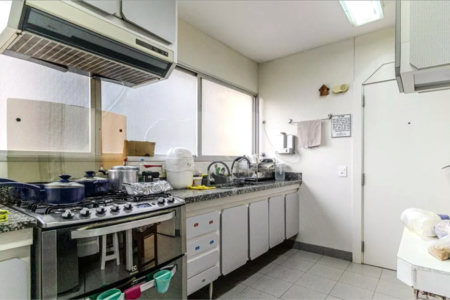 Apartamento à venda com 3 quartos, sendo 1 suíte,  em Higienópolis, São Paulo, SP