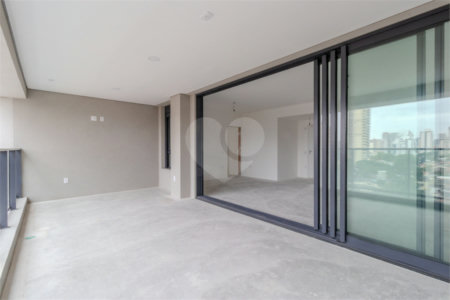 Apartamento à venda com 3 suítes em Brooklin, São Paulo, SP