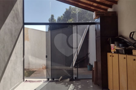 Casa à venda com 2 quartos, sendo 1 suíte, em Jardim Del Rei, Araraquara, SP