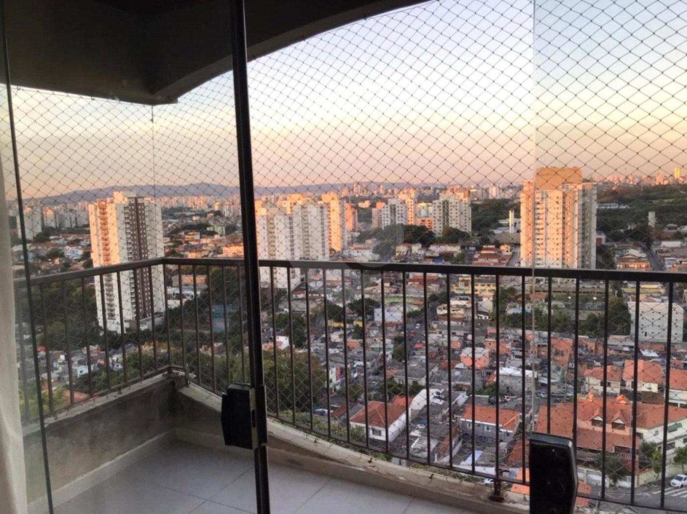 Apartamento à venda com 3 quartos, sendo 1 suíte,  em Vila Polopoli, São Paulo, SP