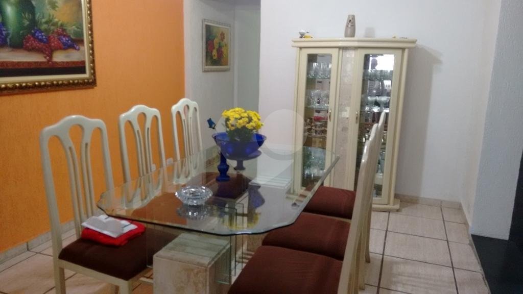 Sobrado à venda com 3 quartos, sendo 1 suíte, em Jardim São Paulo(zona Norte), São Paulo, SP
